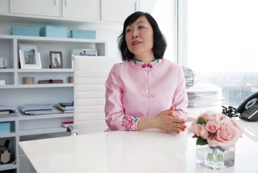 Dr. Lan Huang Featured in Nature Titled “‘Innovation’ Nation”