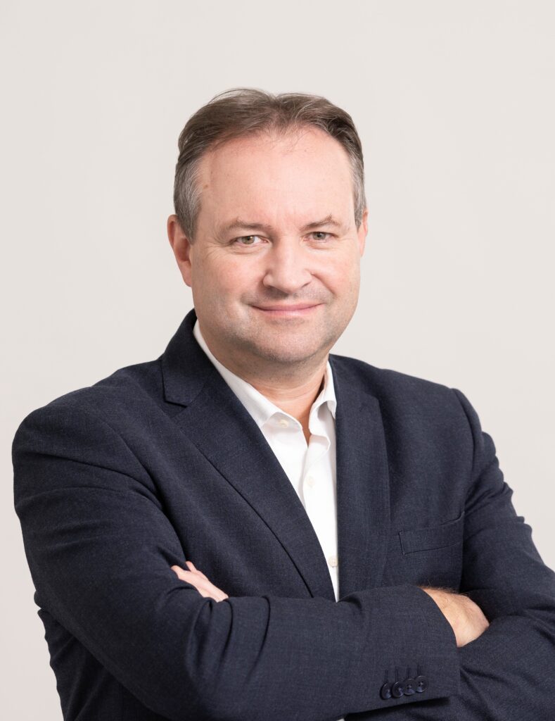 Zippelius Alfred, M.D.